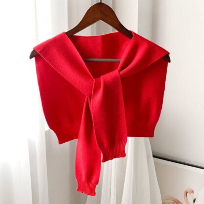 Warm Shawl with Cape Design - Image 5