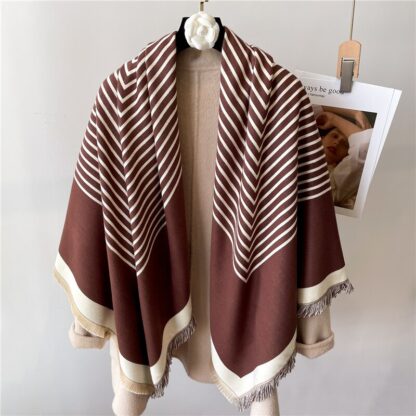 Warm Echarpe Square Wrap - Image 4