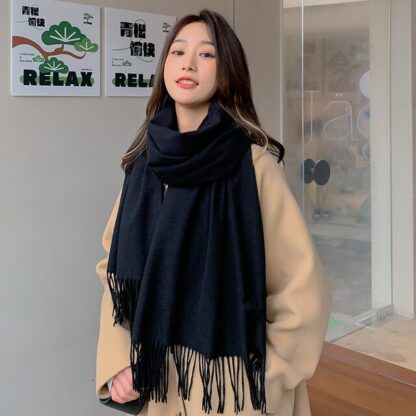 Winter Wraps Scarf - Image 4