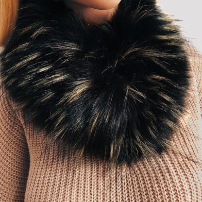 Luxe Faux Fur Collar - Image 2