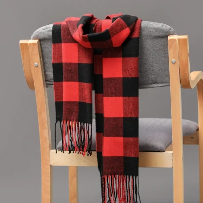Fashionable Checkered Wrap - Image 4