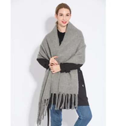 Elegant Plaid Tassel Scarf - Image 4